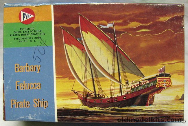 Pyro Barbary Felucca Pirate Ship - With Wooden Masts and Sails, 312-50 plastic model kit